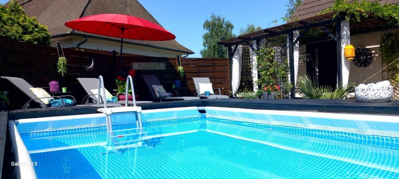 Les Epinettes Chambres D'Hotes Crevecoeur-le-Grand Eksteriør bilde